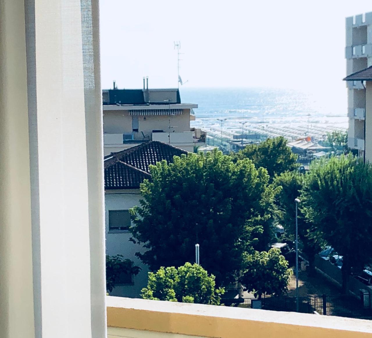 Hotel Aplo - Breakfast Experience تّشيرفييا المظهر الخارجي الصورة
